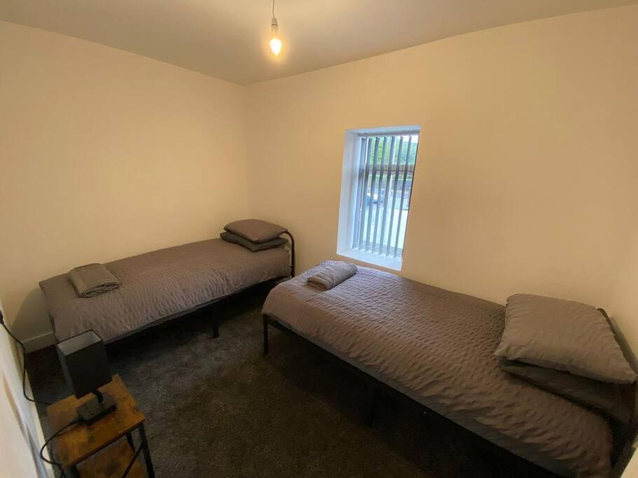 Neat Retreat Bike Park Wales Villa Troed-y-rhiw Exterior photo